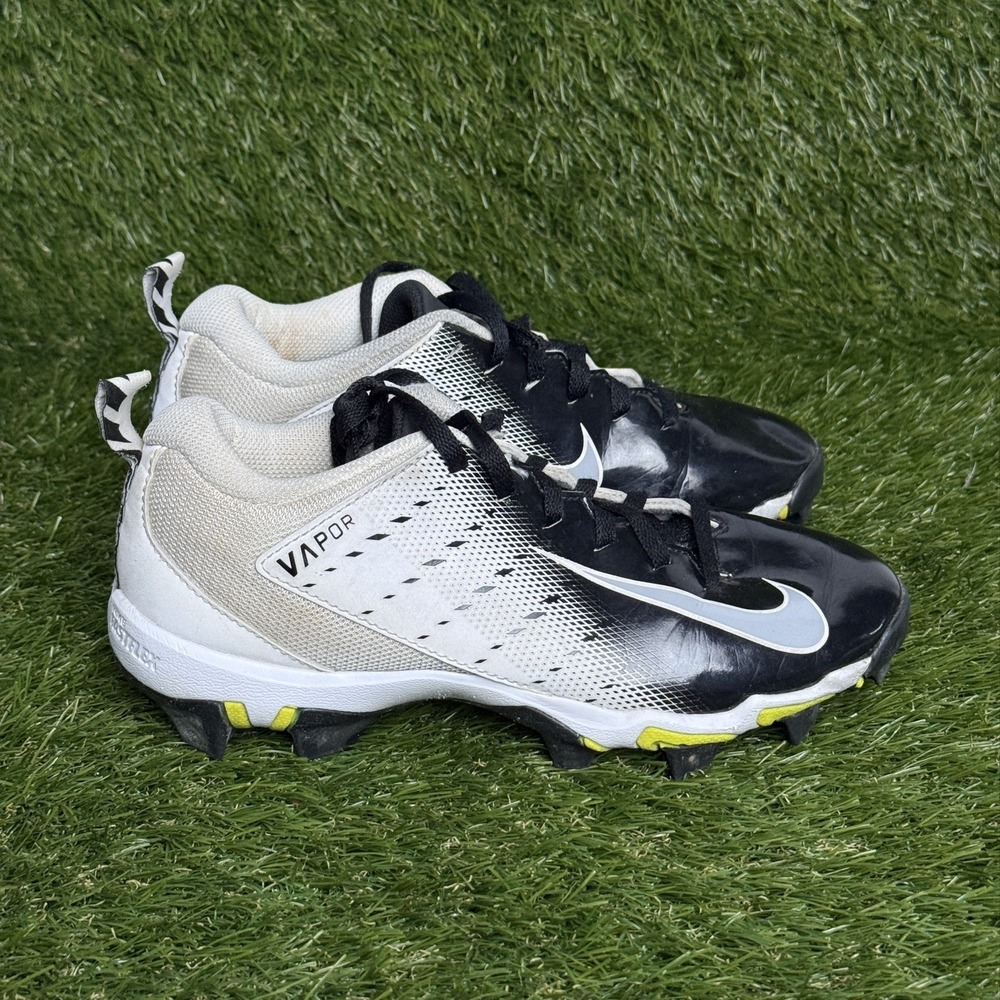 Nike Vapor Youth Football Cleats Black White 917171-111 Size 4Y